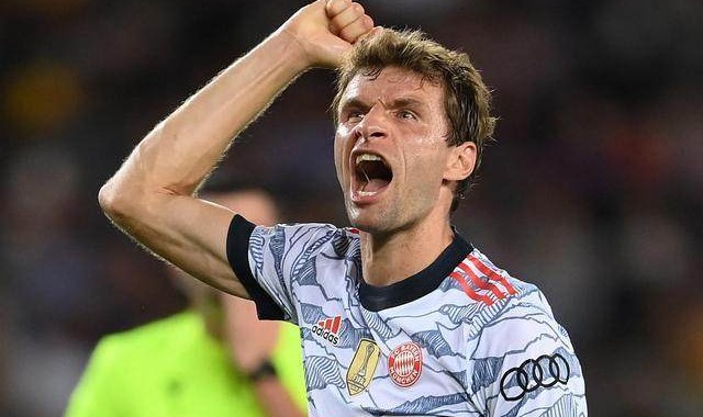 九游平台-32岁穆勒赢最佳生日礼，巴萨克星越老越妖