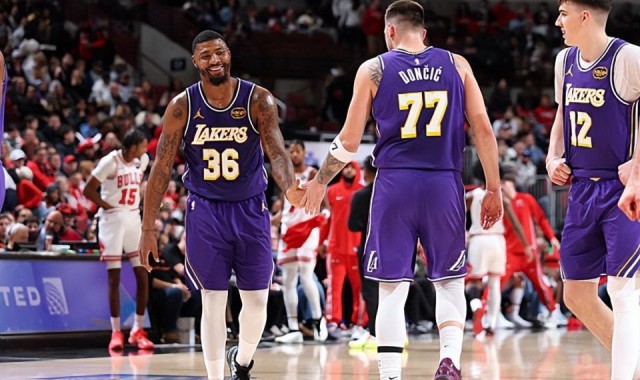 九游官网-精神属性太关键了！湖人后场大闸的作用无法体现在他的数据上？